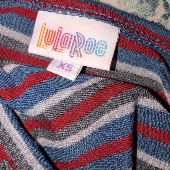 LulaRoe xsmall oversized ruffle sleeve dress - Picture 4 of 4